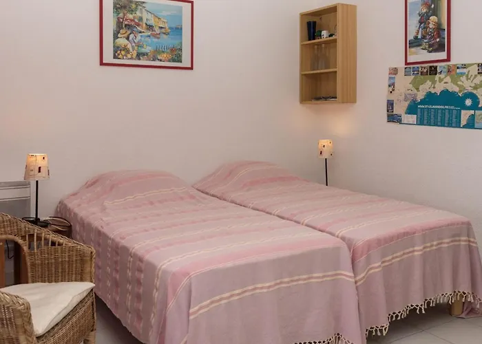 + Cabine, 4 Pers. Avec Clim Et Parking, - Fr-1-803-49 Apartment