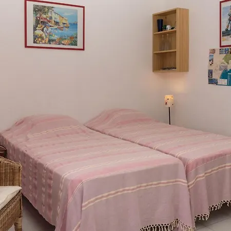 + Cabine, 4 Pers. Avec Clim Et Parking, - Fr-1-803-49 Апартаменти