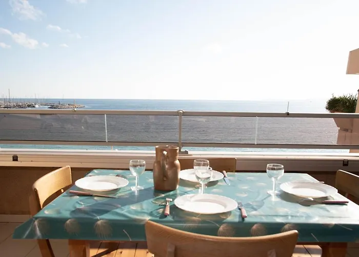 Apartmán + Cabine, 4 Pers. Avec Clim Et Parking, - Fr-1-803-49 Le Lavandou